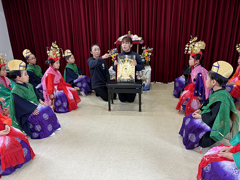 令和6年度 4月 花まつり「おしゃかさま お誕生日 おめでとうございます」