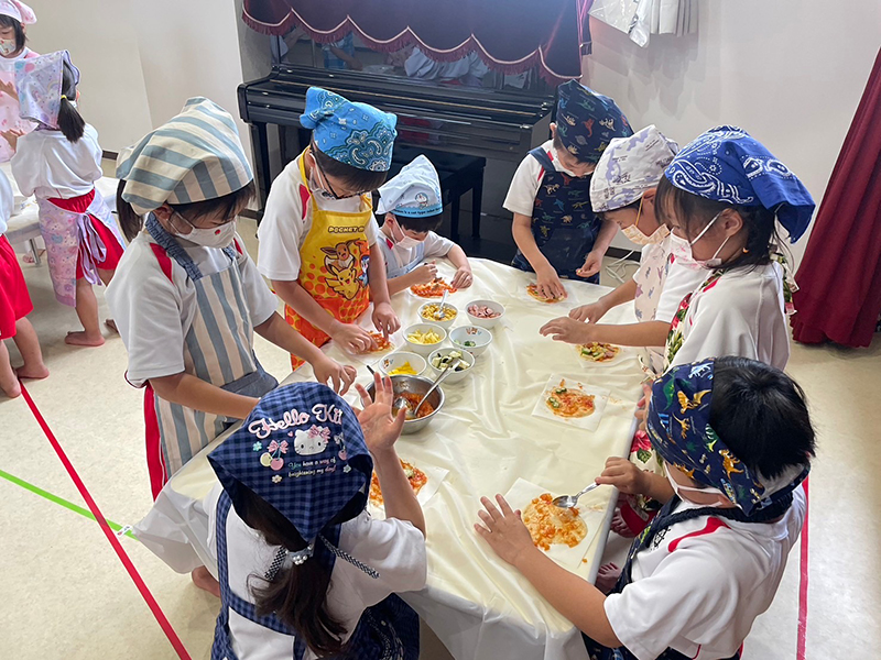 令和6年度 7月 食育活動「ピザ作り」