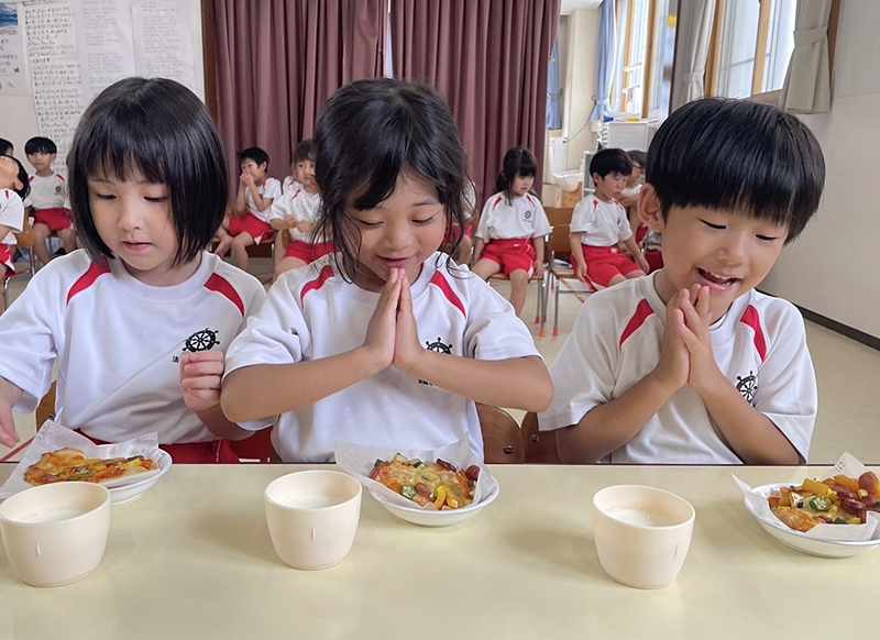 令和6年度 7月 食育活動「ピザ作り」