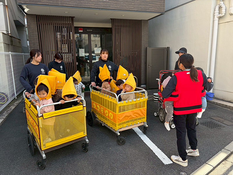 �ߘa7�N�x 12��  �܂������E�Ђ߂����ۈ牀�u�V�F�C�N�A�E�g���Ђ߁v