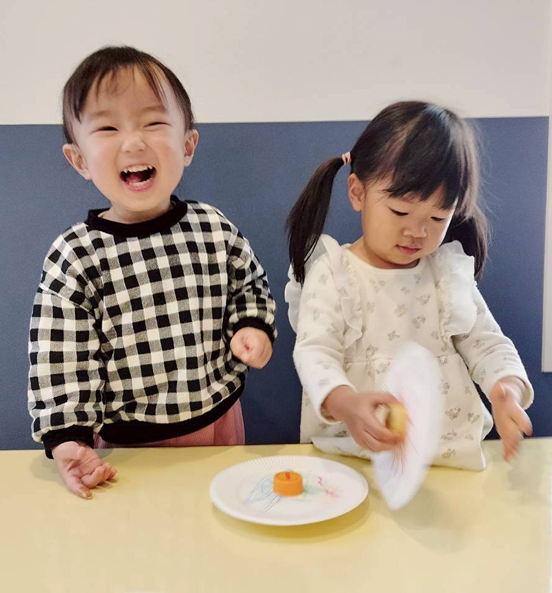 �ߘa7�N�x 1��  �܂������E�Ђ߂����ۈ牀�u�����V�сv